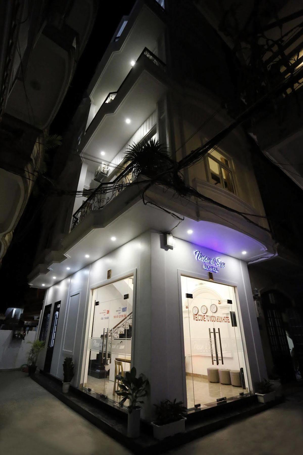 โรงแรมมูน แอนด์ ซัน เว้ ภายนอก รูปภาพ